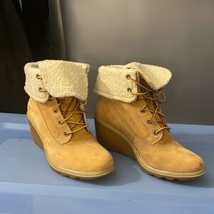 Women’s Timberland earth keepers ankle booties